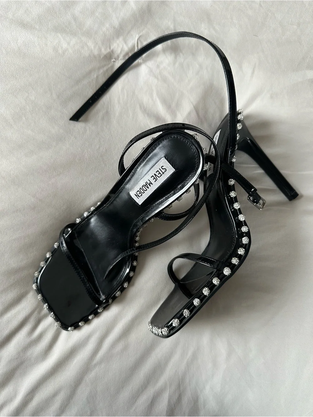Steve Madden ZELLE-Strappy High Heels